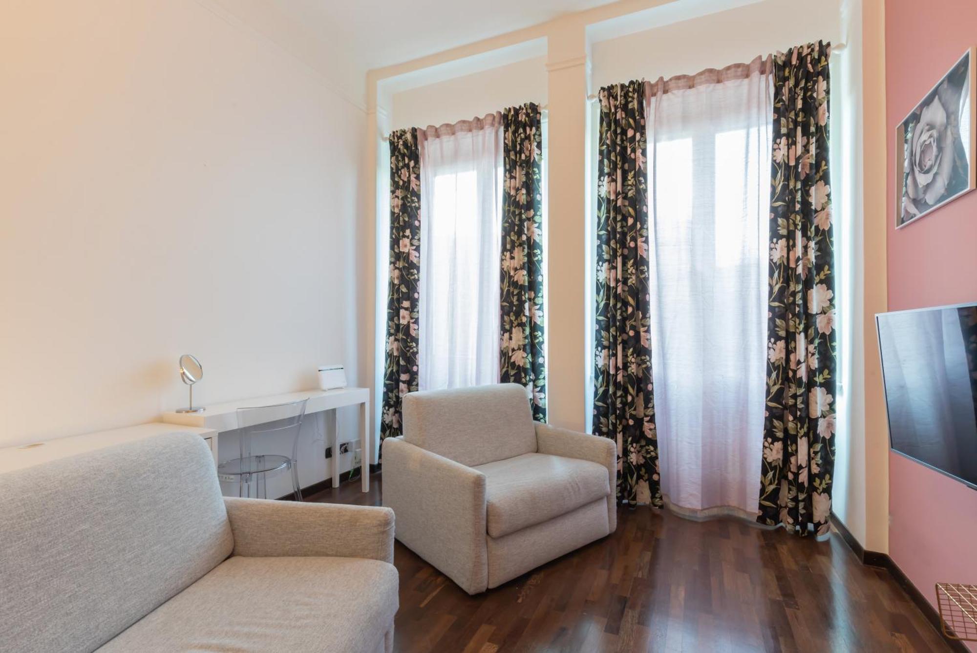 Apartamento Duomo View - 2 Min From Duomo Amazing Location Milán Exterior foto